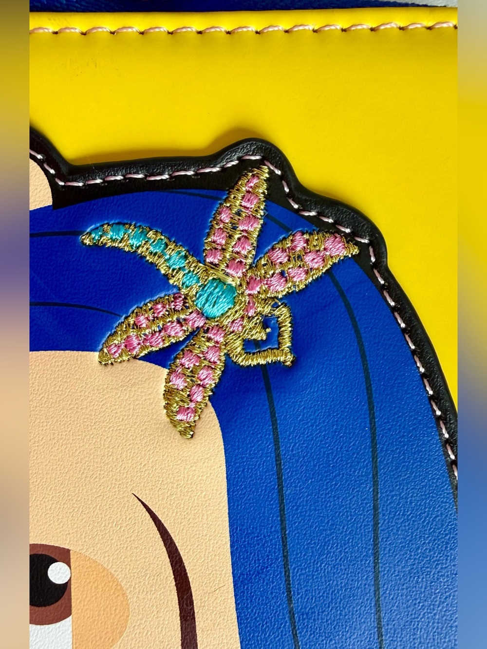 Loungefly Laika Coraline Zip Wallet - Picture 3 of 7